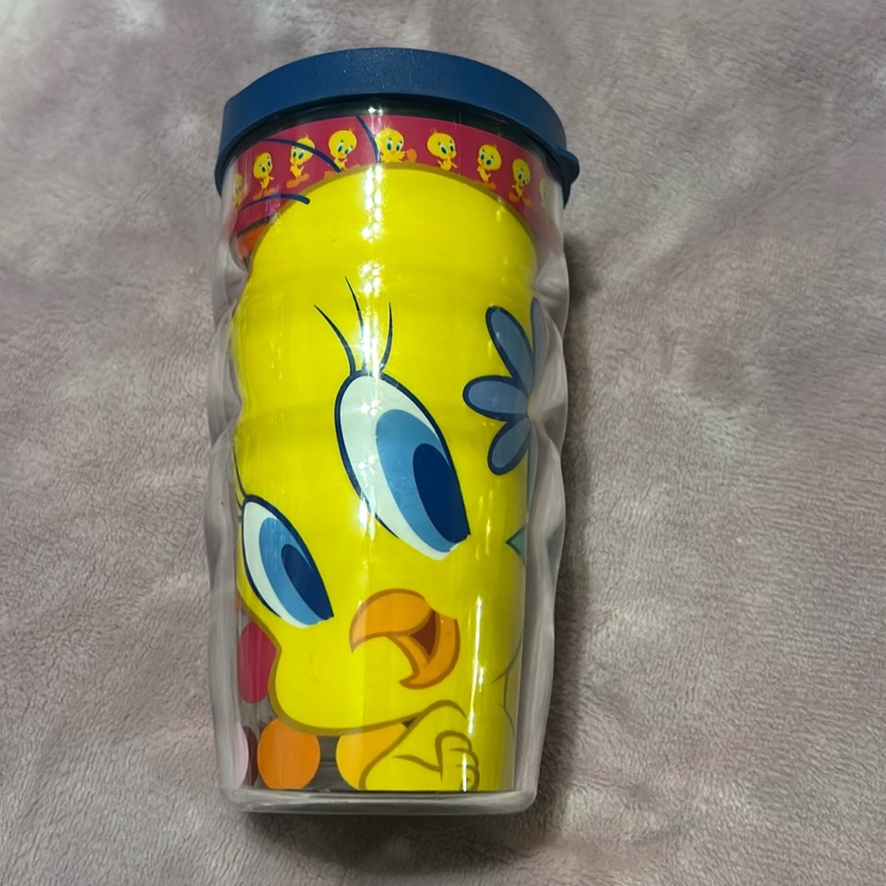 Tervis Tweety Bird plastic insulated glass